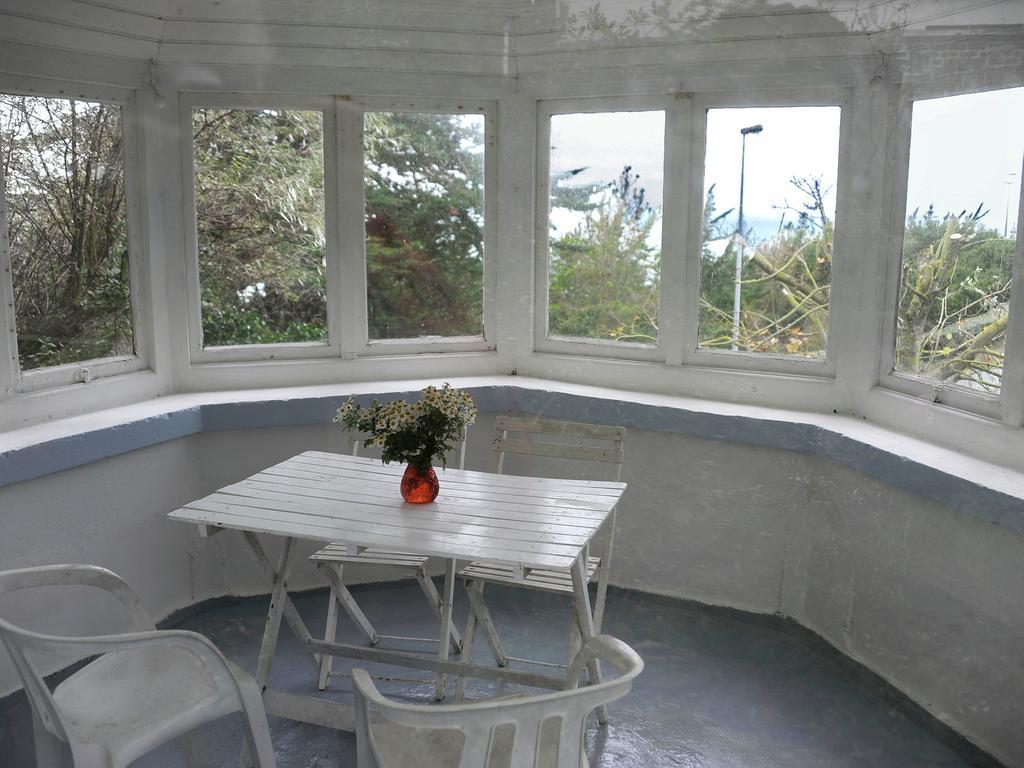Beautiful Holiday Home With Sea View In Erquy Værelse billede